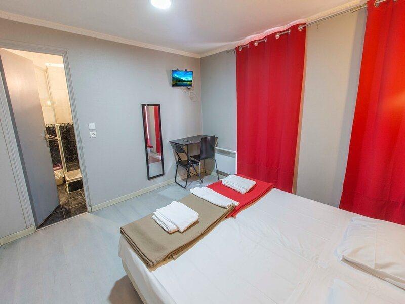 Hipotel Gambetta République Parigi