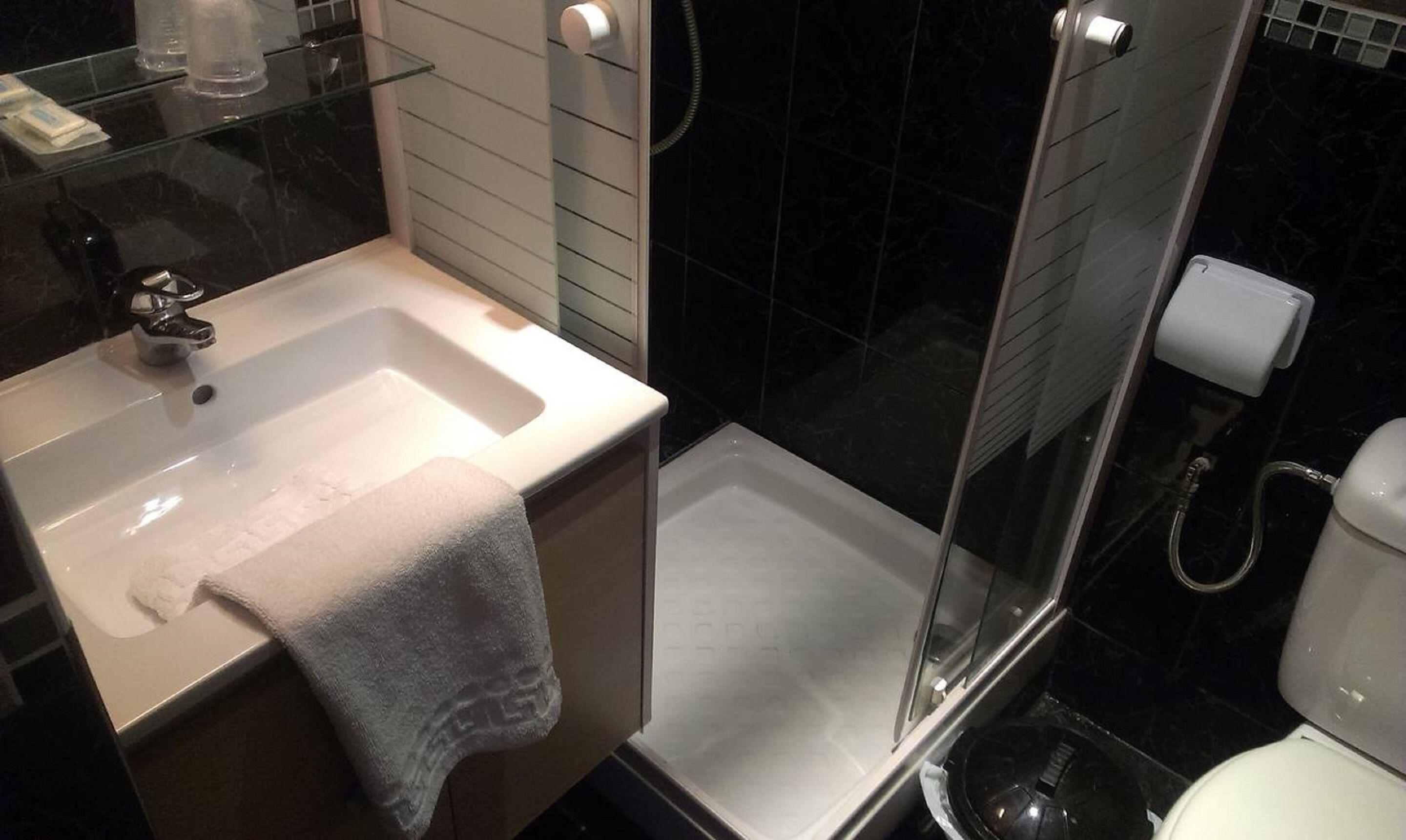 Hipotel Gambetta République Hotel Parigi